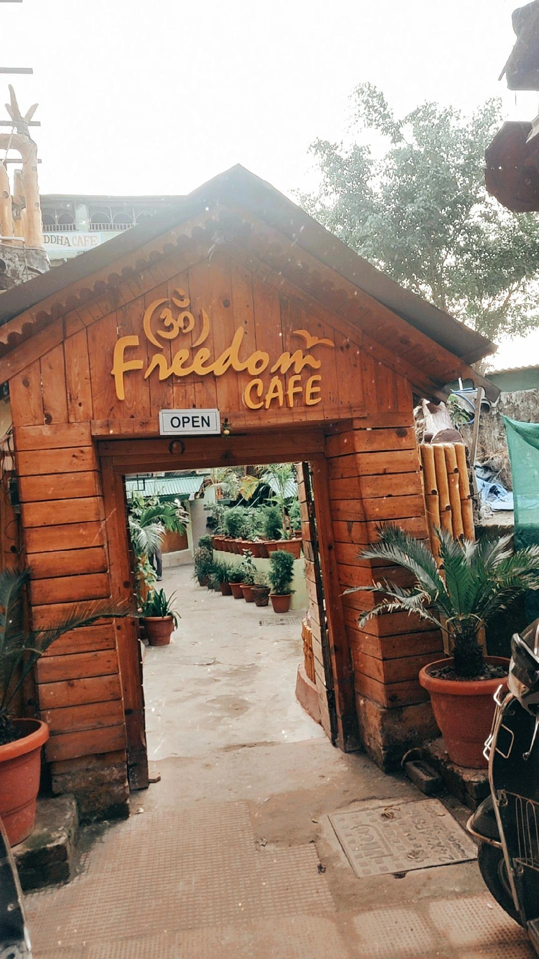 Best cafes in RISHIKESH